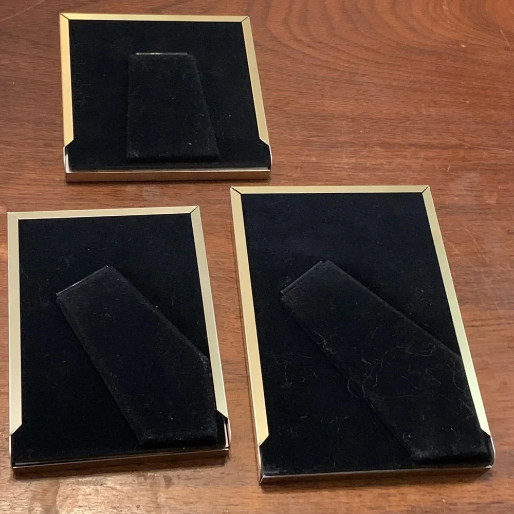 3 Picture Frames